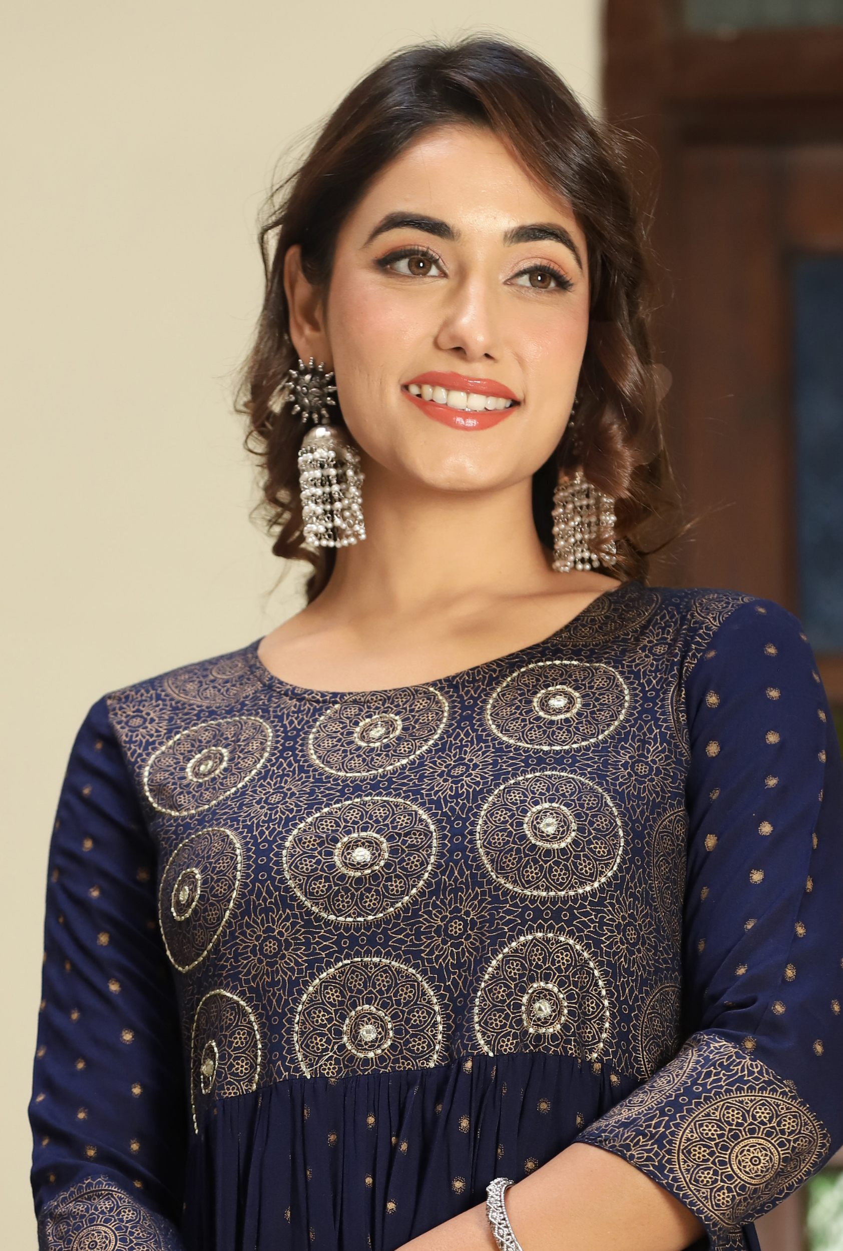 Coral Rayon Embroidered Calf Length Solid Straight V-Neck Kurta