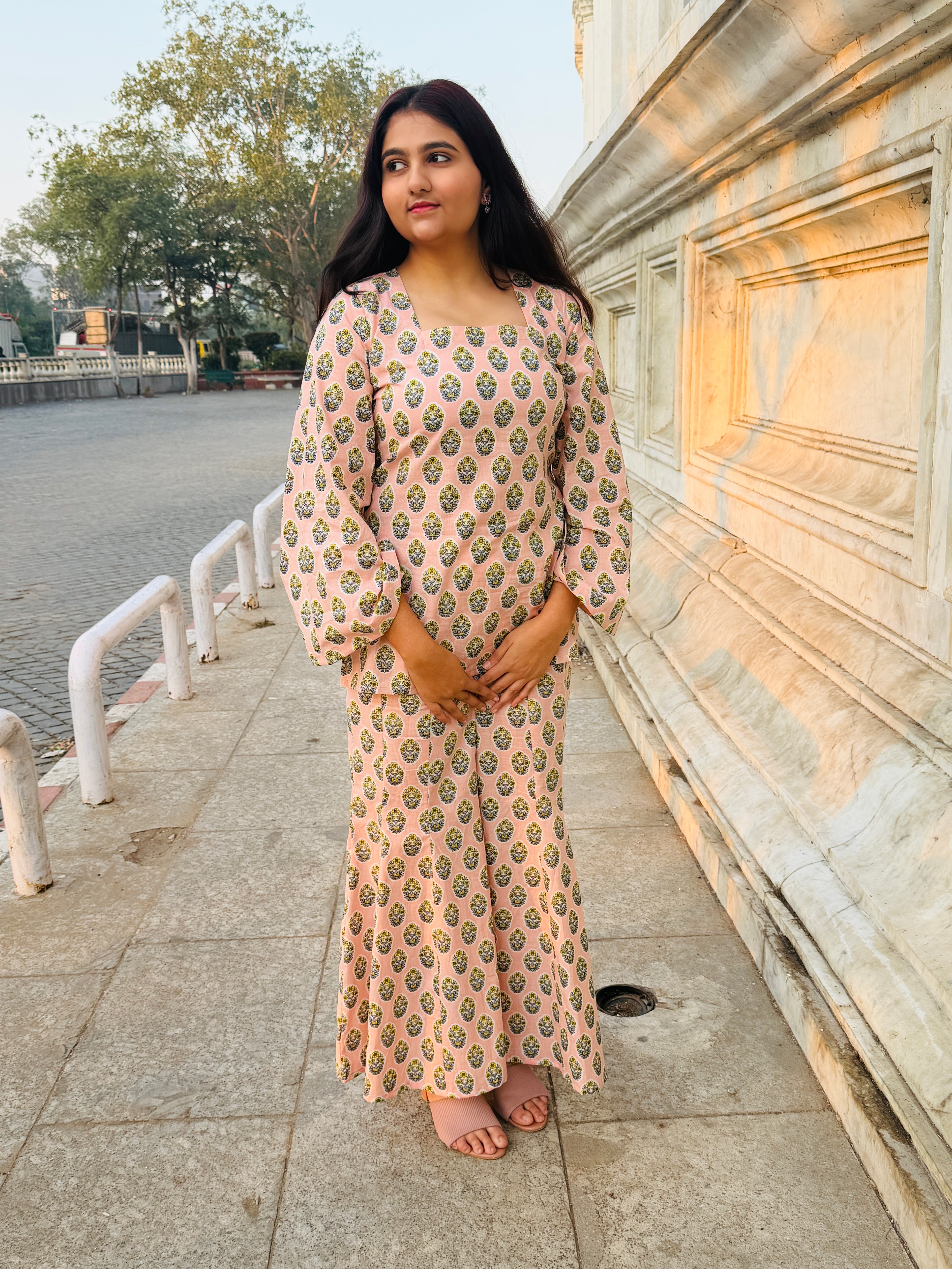 Front view of gulabi sharara square neck bell sleeves co-ord set by Poshida