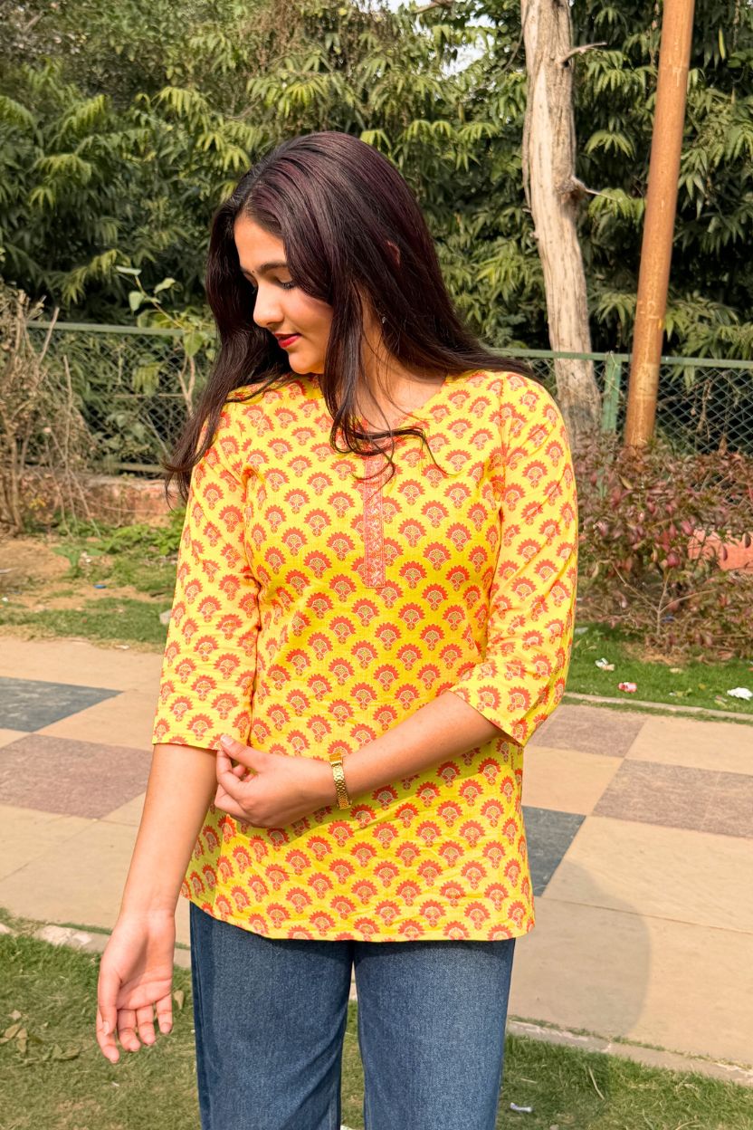 Nargis Short Kurti