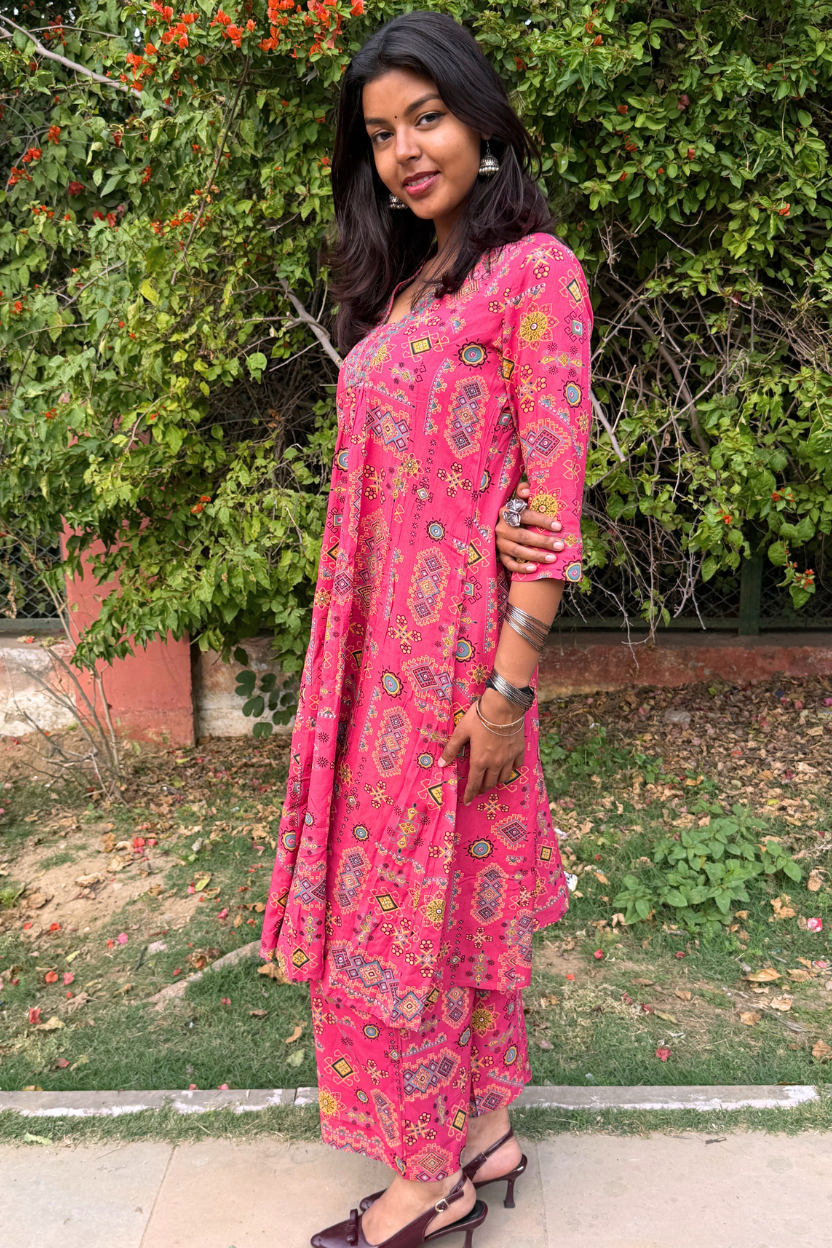 Side view of Aparajita pink co-ord set for women